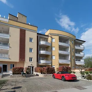https://apartman-ella-umag.in-istria.net